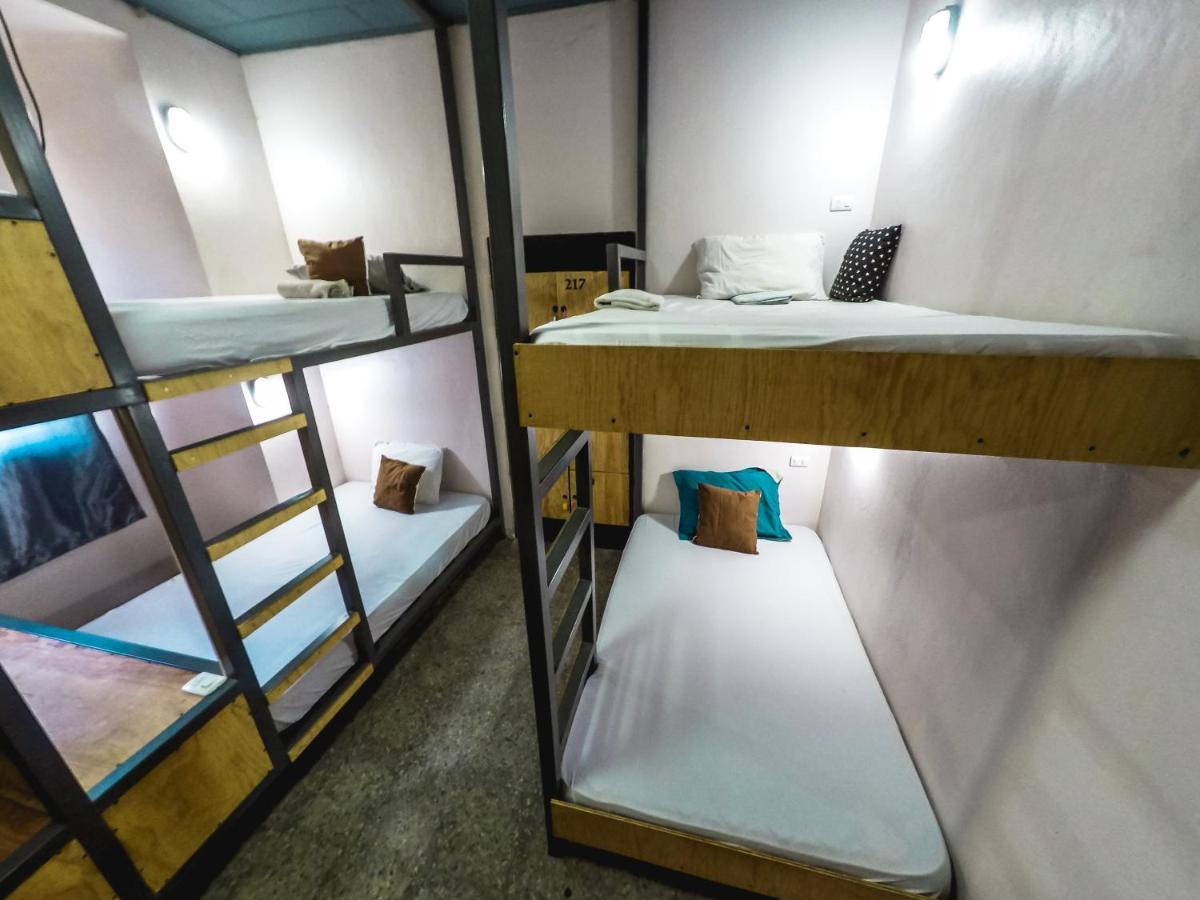 Hostal Sole Santa Ana Luaran gambar